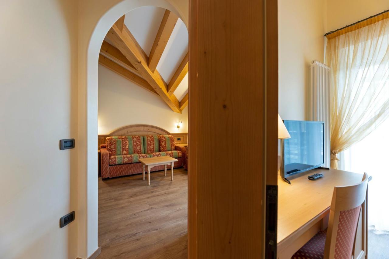 Hotel Lido - Slow & Natural Living Molveno Esterno foto