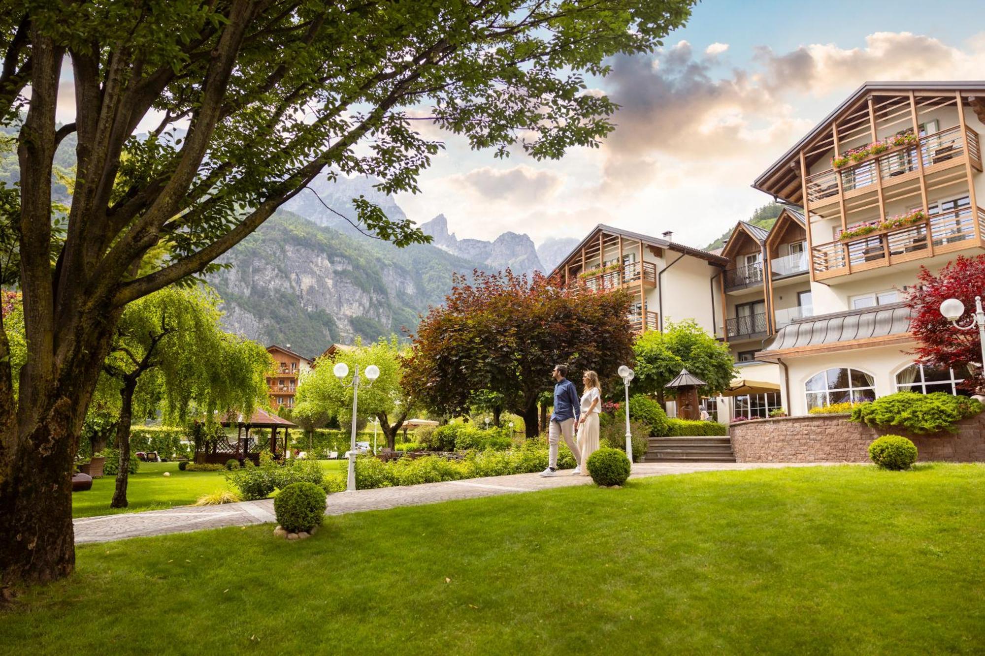 Hotel Lido - Slow & Natural Living Molveno Esterno foto