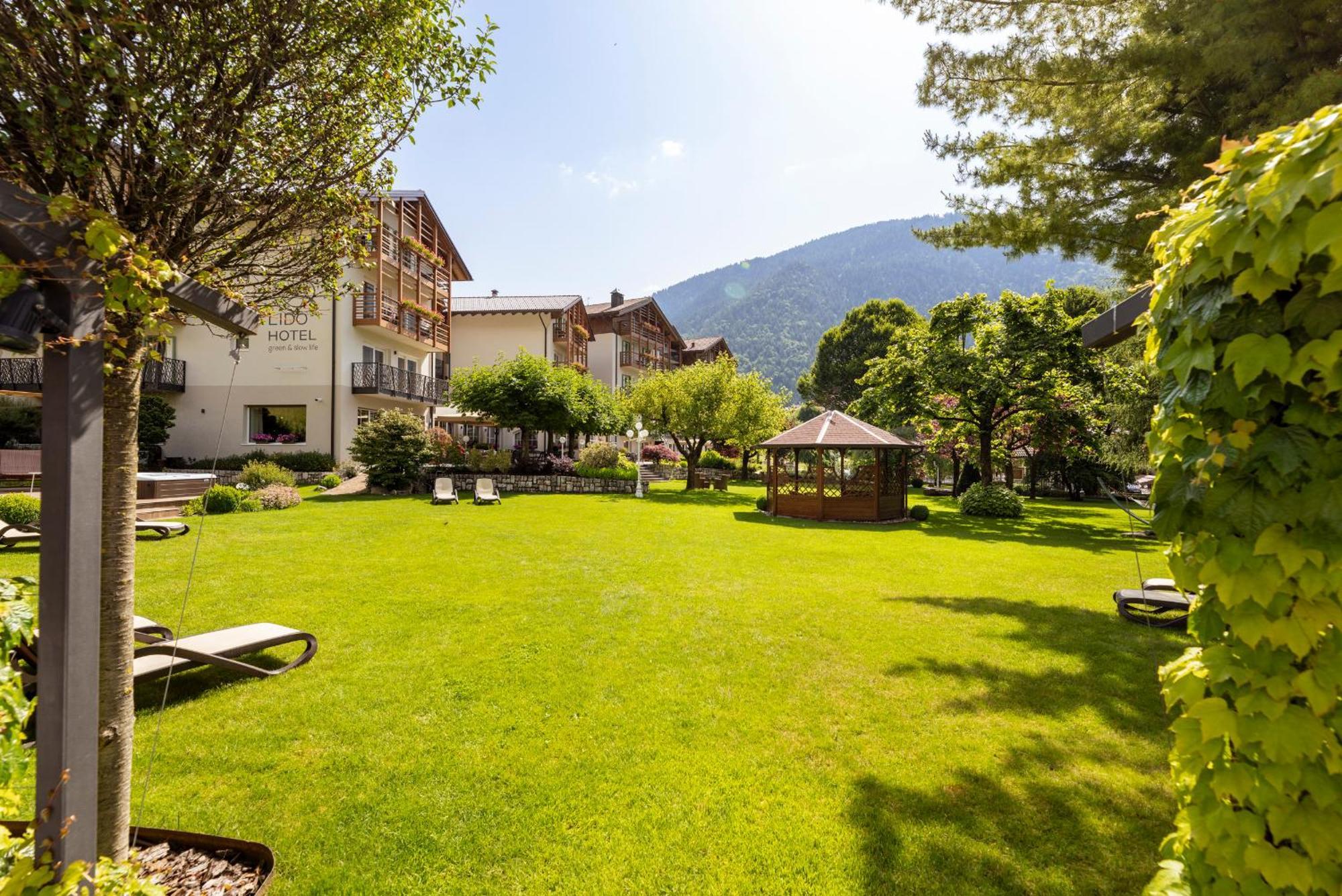 Hotel Lido - Slow & Natural Living Molveno Esterno foto
